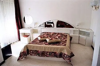 Отель Splendid 2*